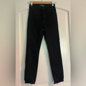 Just Black Denim Cropped Straight Black Jeans 25